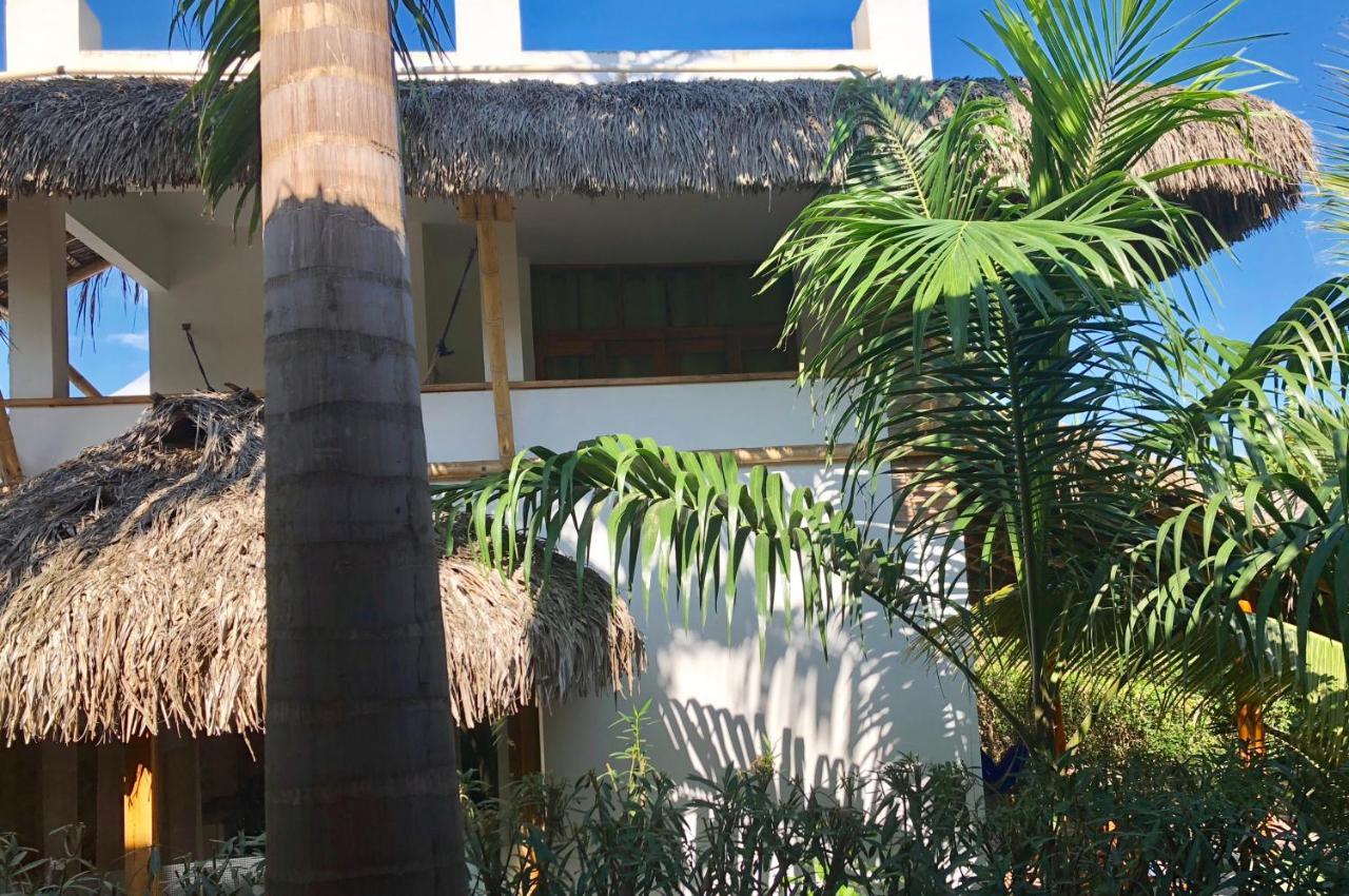 Nautilus Lodge Puerto López Екстериор снимка