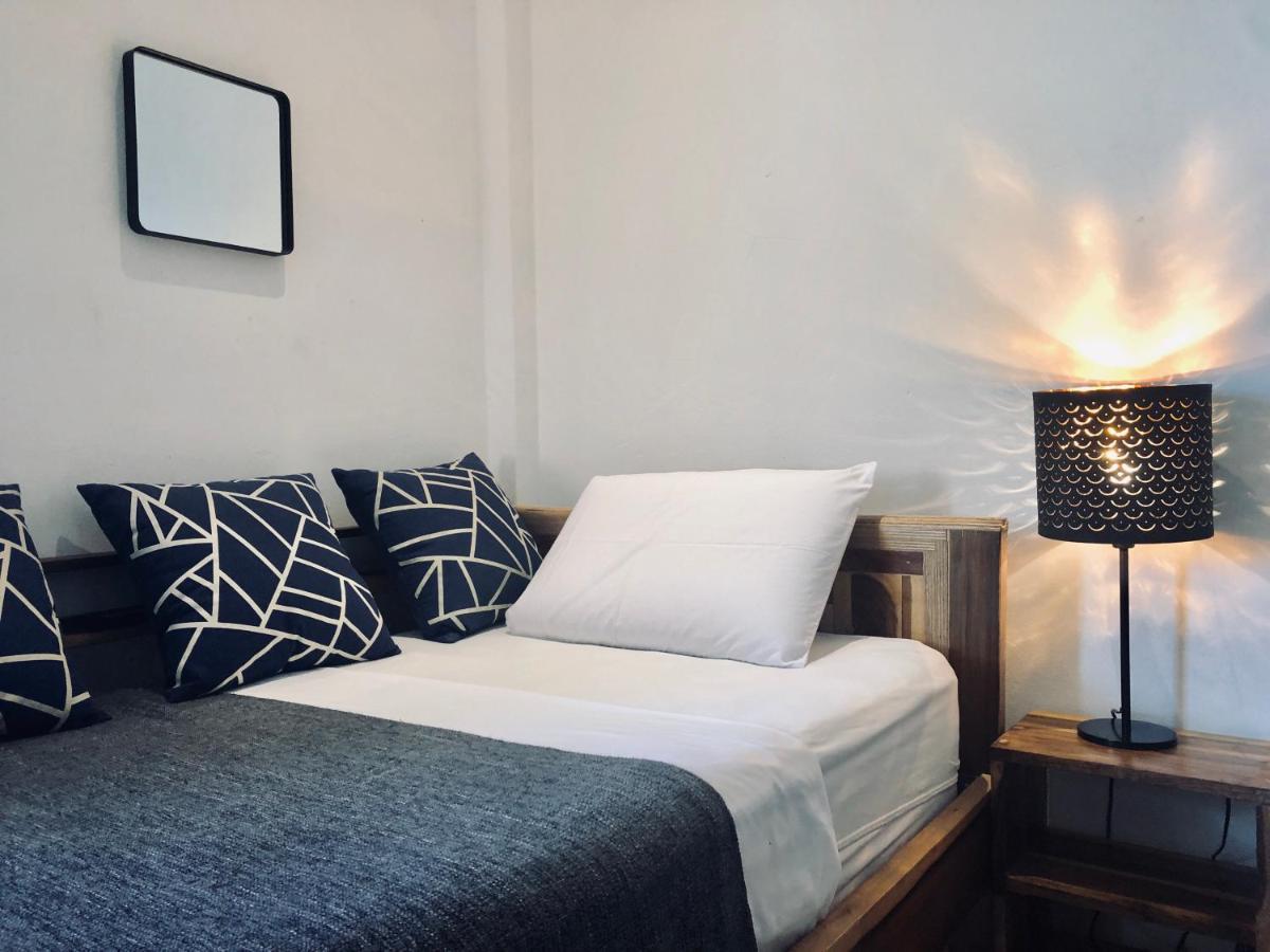 Nautilus Lodge Puerto López Екстериор снимка