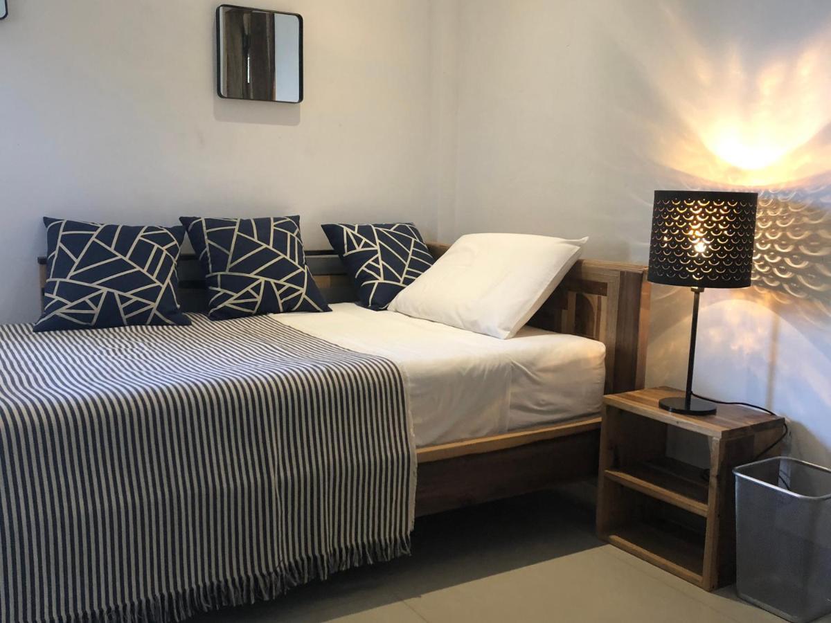 Nautilus Lodge Puerto López Екстериор снимка