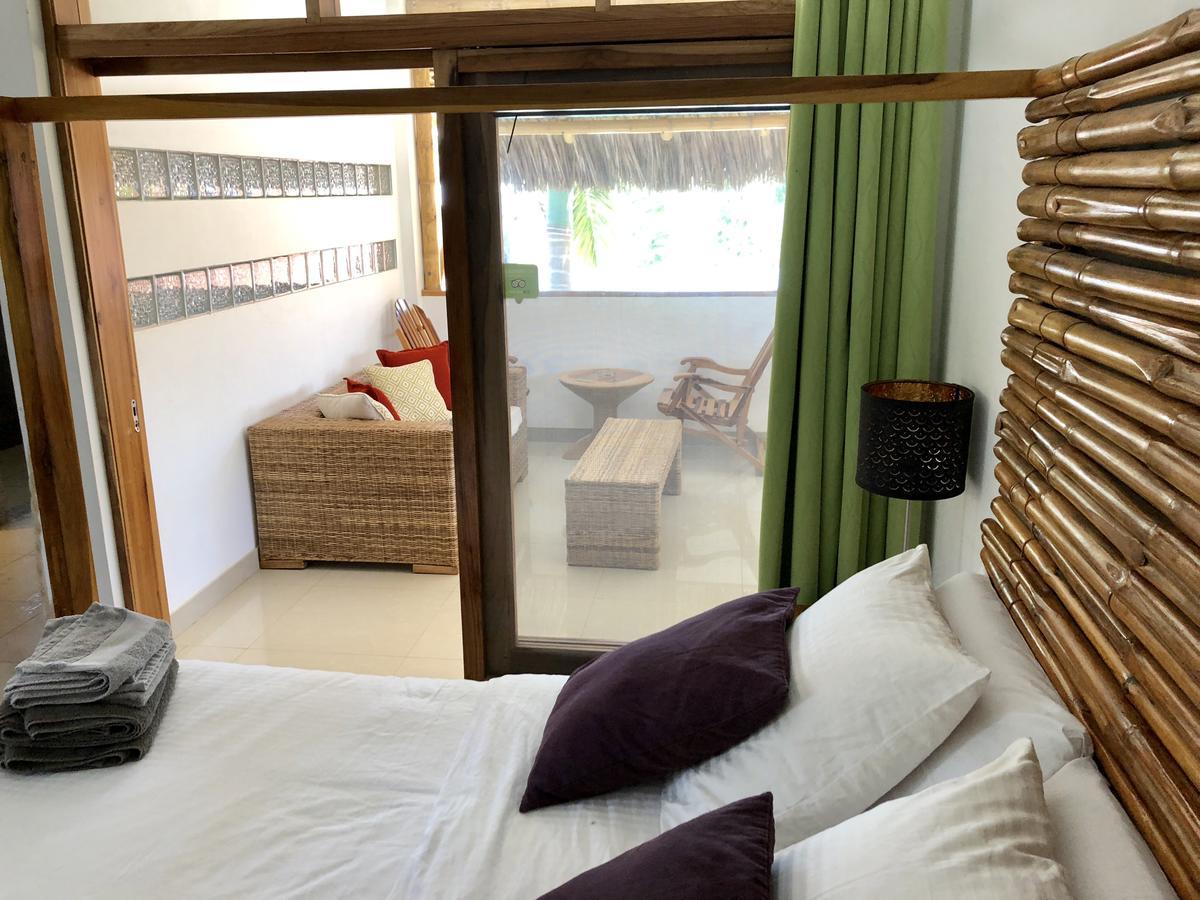 Nautilus Lodge Puerto López Екстериор снимка