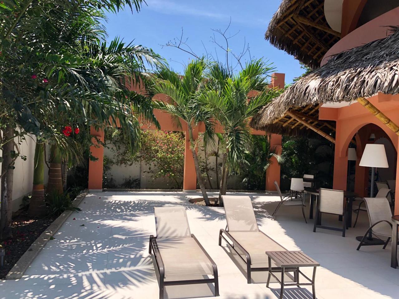 Nautilus Lodge Puerto López Екстериор снимка