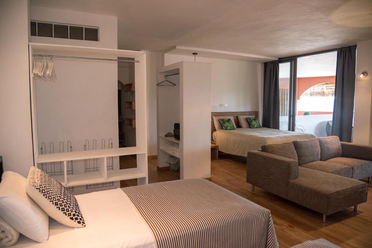 Nautilus Lodge Puerto López Екстериор снимка